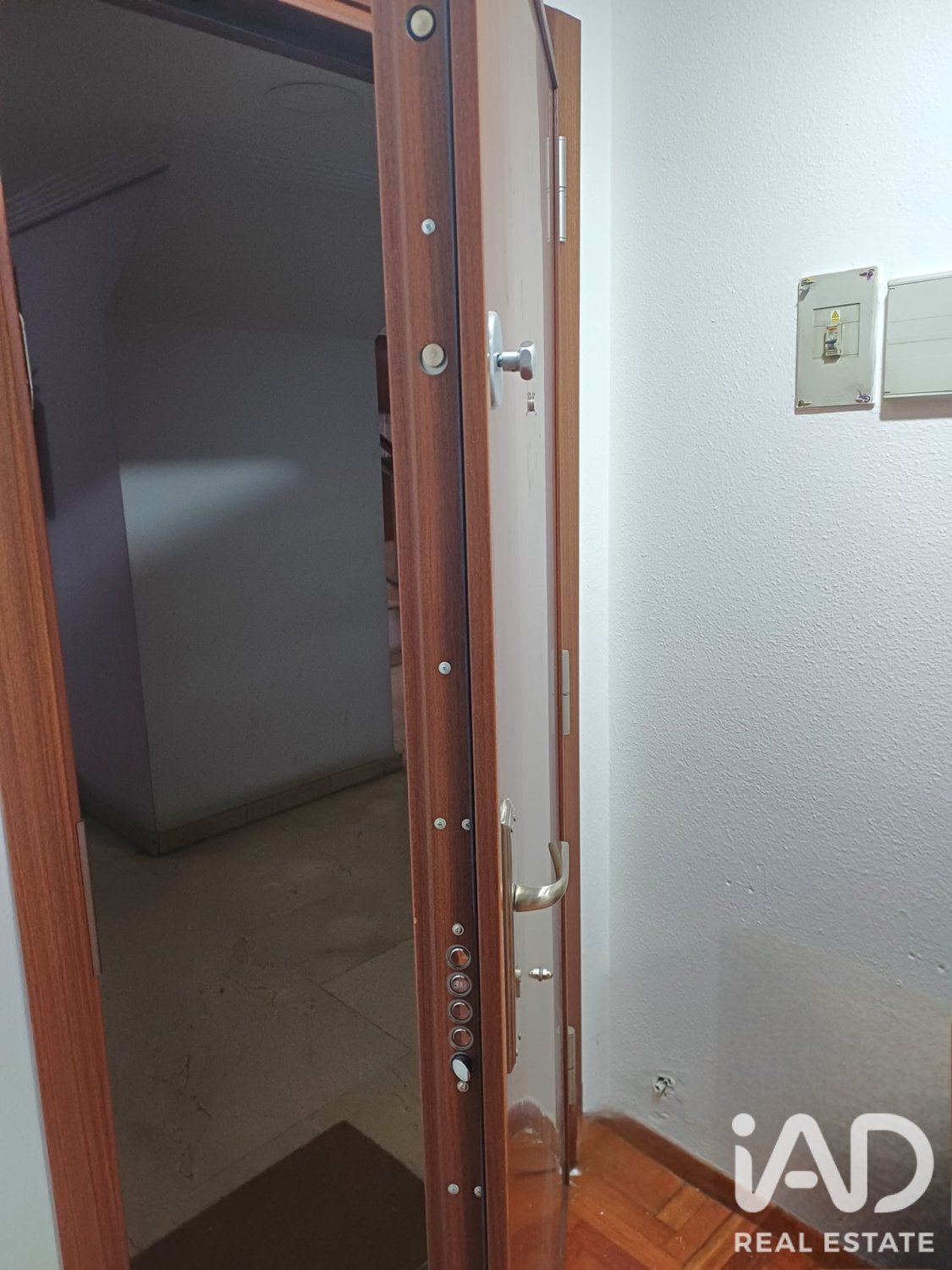 Apartment à Leon, Espagne 3 chambres, 121 m2 No. 195055