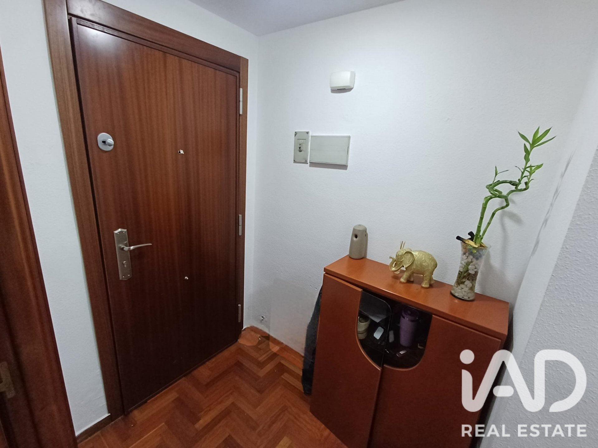Apartment à Leon, Espagne 3 chambres, 121 m2 No. 195055