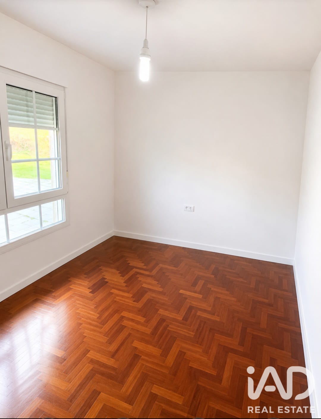 Apartment à Leon, Espagne 3 chambres, 121 m2 No. 195055