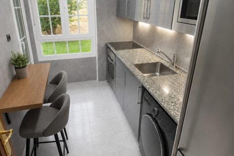 Продажа квартиры в Леон, Испания 3 спальни, 121м2 №195055 - фото 2