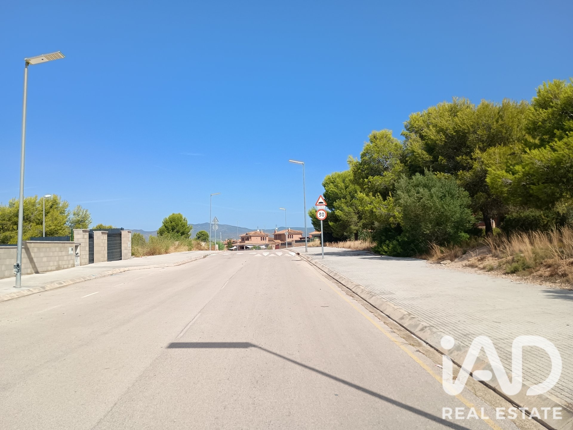 Tontti Santa Oliva, Tarragona, Espanja 610 m2 No. 195056