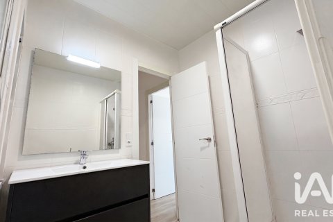 Продажа таухауса в Вилассар-де-Дальт, Барселона, Испания 4 спальни, 141м2 №195058 - фото 13