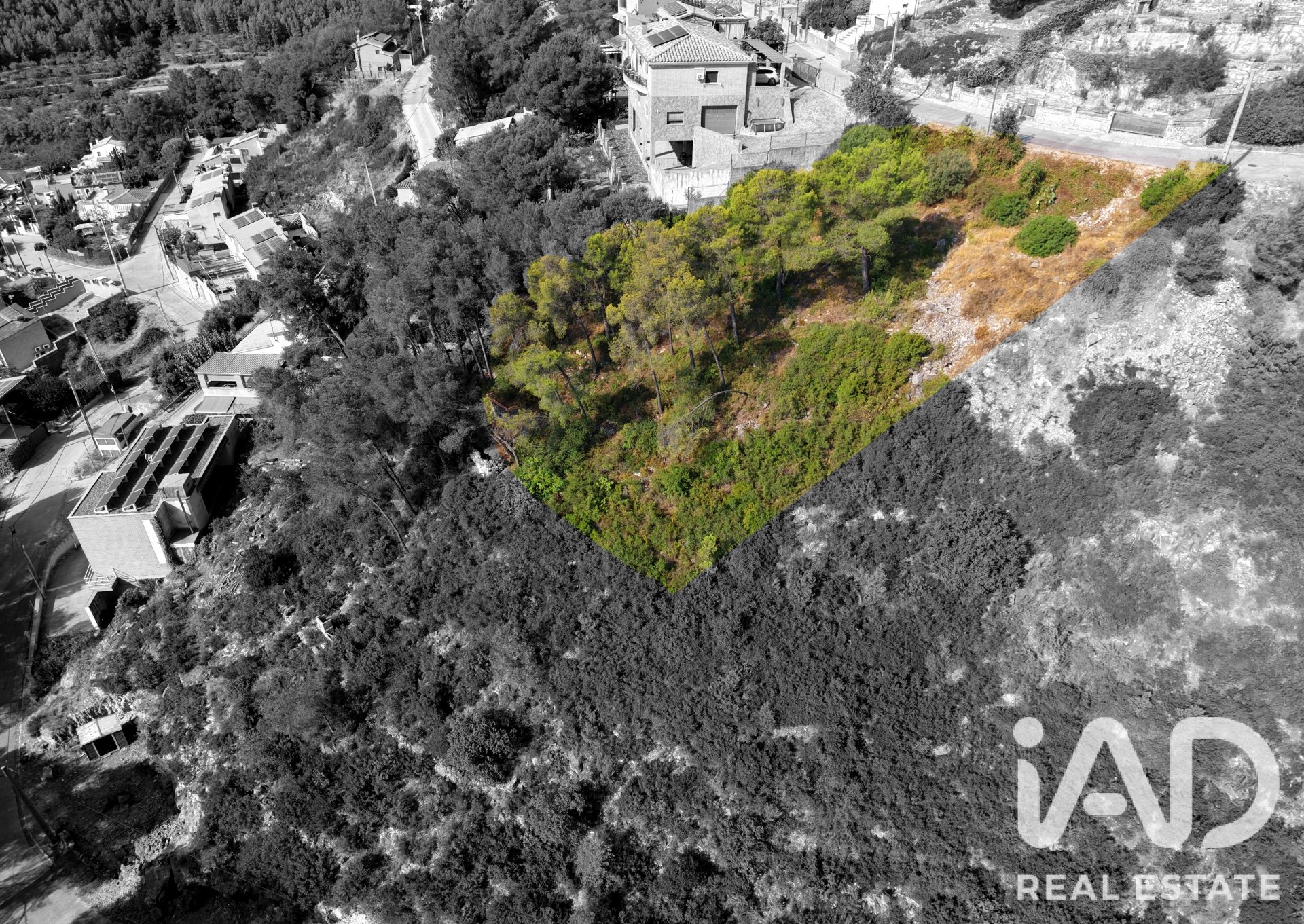 Tontti Alcover, Tarragona, Espanja 623 m2 No. 195061