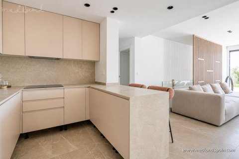 Villa for sale in El Campello, Alicante, Spain 3 bedrooms, 247.82 sq.m. No. 104981 - photo 5