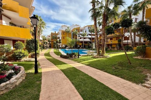 Apartment for sale in Torrevieja, Alicante, Spain 2 bedrooms, 86 sq.m. No. 148514 - photo 11