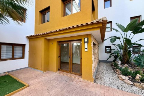 Apartment for sale in Torrevieja, Alicante, Spain 2 bedrooms, 86 sq.m. No. 148514 - photo 17