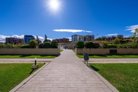 Apartamento en alquiler en Madrid, España 1 dormitorio, 57 m2 No. 148512 - foto 3