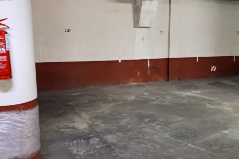 Autotallit myytävänä Orihuela, Alicante, Espanja , 18 m2 No. 192172 - kuva 3