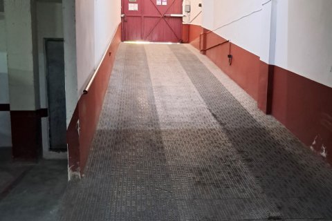 Autotallit myytävänä Orihuela, Alicante, Espanja , 18 m2 No. 192172 - kuva 7