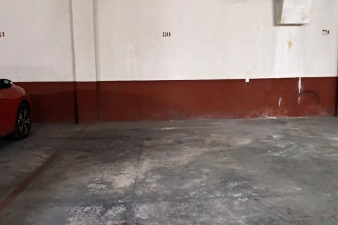 Autotallit Orihuela, Alicante, Espanja 18 m2 No. 192172