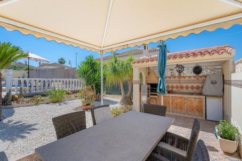 Huvila myytävänä Benijofar, Alicante, Espanja, 5 makuuhuonetta, 179 m2 No. 149066 - kuva 9