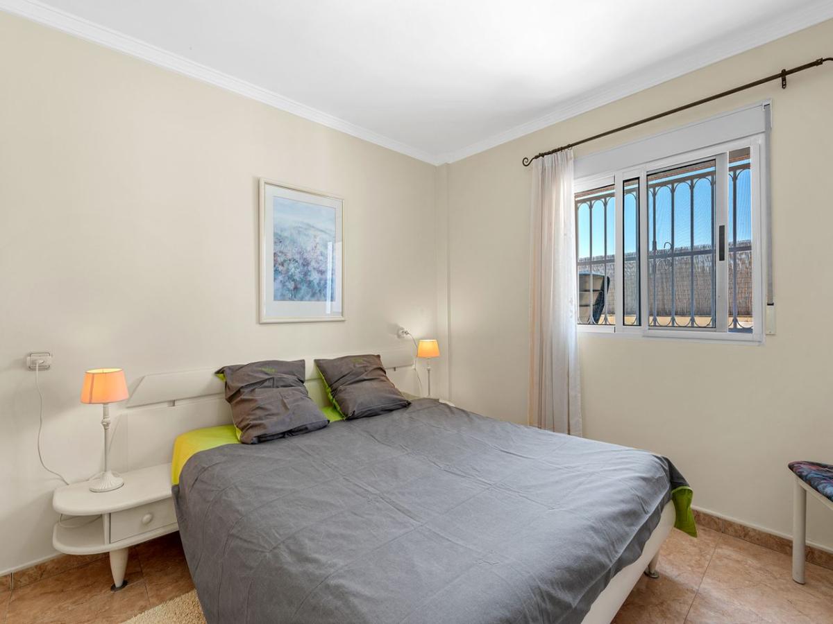 Villa a Benijofar, Alicante, Spagna 5 camere da letto, 179 mq. N° 149066