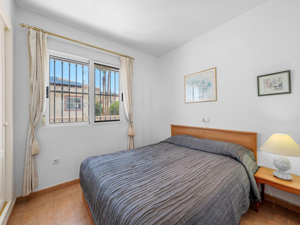 Villa a Benijofar, Alicante, Spagna 5 camere da letto, 179 mq. N° 149066