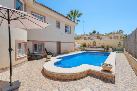 Huvila myytävänä Benijofar, Alicante, Espanja, 5 makuuhuonetta, 179 m2 No. 149066 - kuva 3