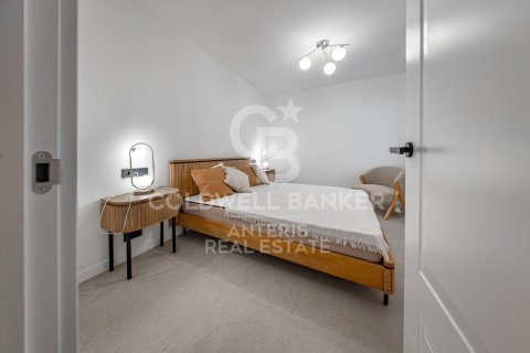 Huoneisto myytävänä Barcelona, Espanja, 2 makuuhuonetta, 179 m2 No. 157038 - kuva 22