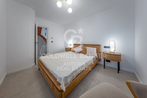 Huoneisto myytävänä Barcelona, Espanja, 2 makuuhuonetta, 179 m2 No. 157038 - kuva 23