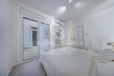 Huoneisto myytävänä Barcelona, Espanja, 2 makuuhuonetta, 179 m2 No. 157038 - kuva 17