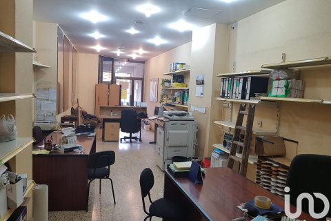 Lokal usługowy w Zaragoza, Hiszpania 124 mkw. nr 186110 – zdjęcie 4