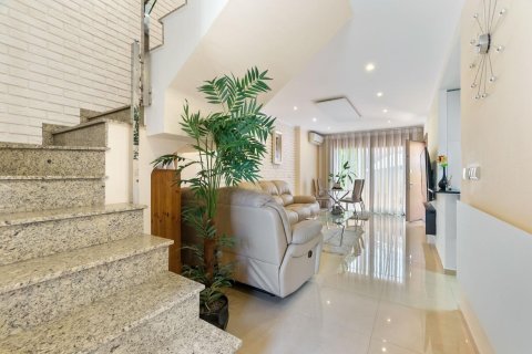 Townhouse à vendre à Torrevieja, Alicante, Espagne, 3 chambres, 89 m2 No. 140497 - photo 7