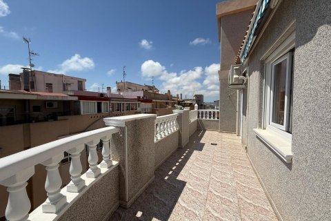 Penthouse à vendre à Torrevieja, Alicante, Espagne, 2 chambres, 78 m2 No. 167928 - photo 3