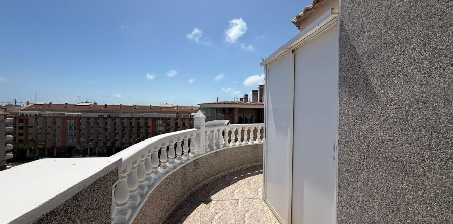 Penthouse à Torrevieja, Alicante, Espagne 2 chambres, 78 m2 No. 167928