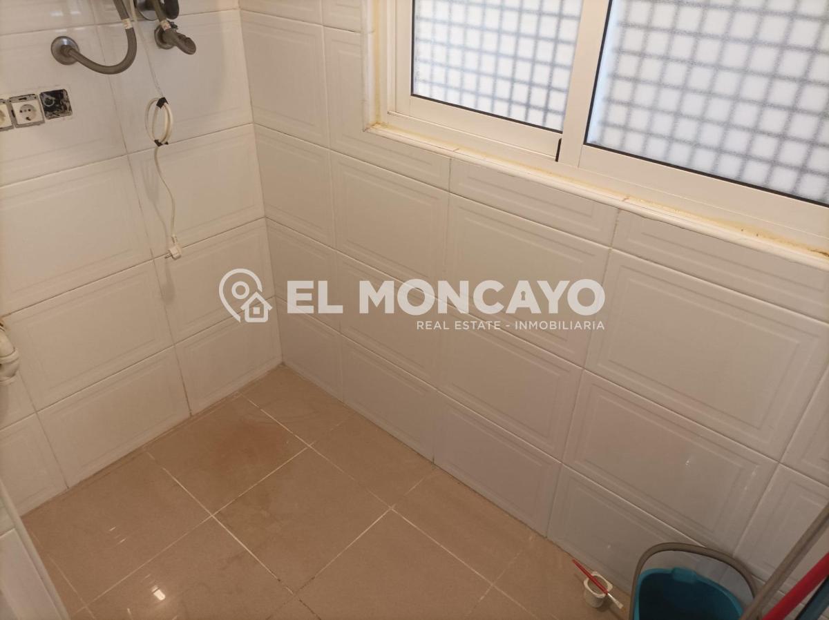 Apartment in Guardamar del Segura, Alicante, Spain 2 bedrooms, 97 sq.m. No. 183780