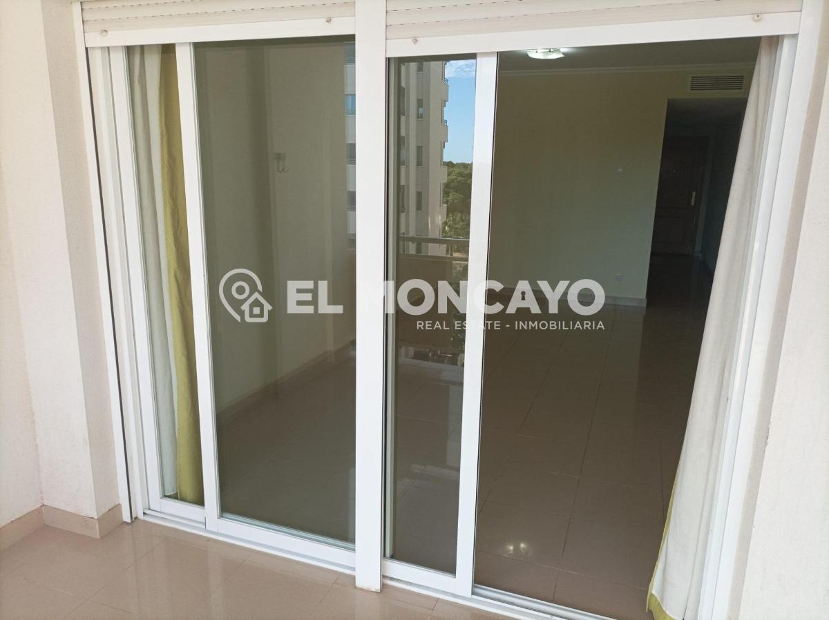 Apartment in Guardamar del Segura, Alicante, Spain 2 bedrooms, 97 sq.m. No. 183780