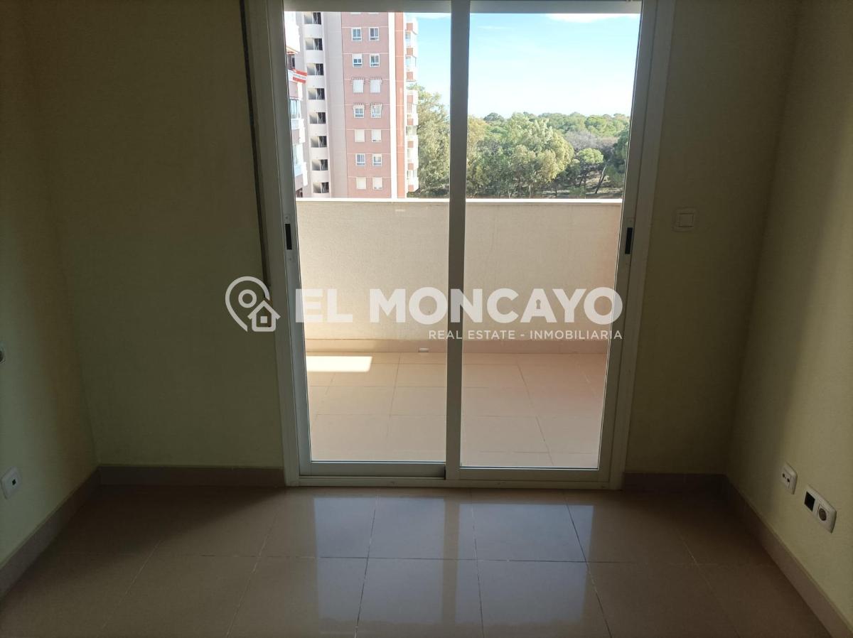 Apartment in Guardamar del Segura, Alicante, Spain 2 bedrooms, 97 sq.m. No. 183780