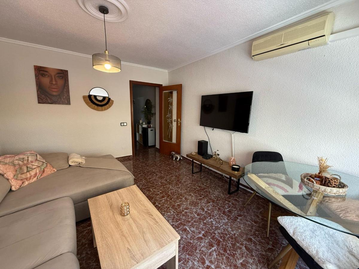 Apartment in Guardamar del Segura, Alicante, Spain 3 bedrooms, 81 sq.m. No. 183779