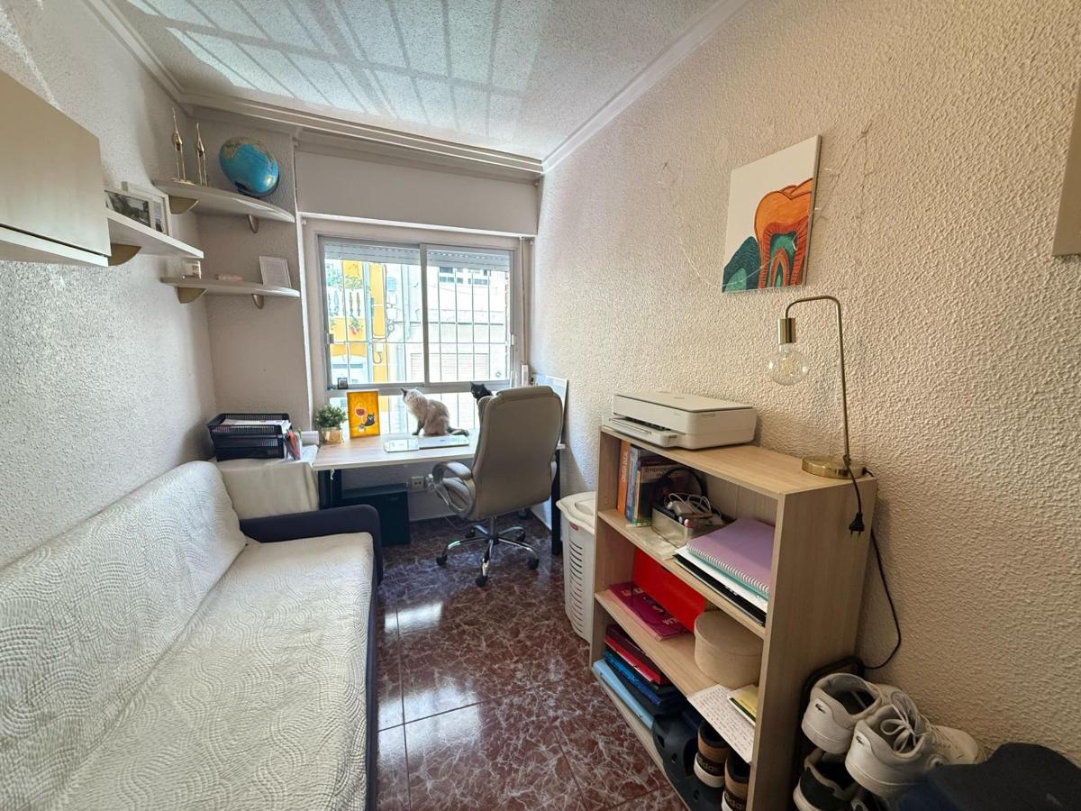 Apartment in Guardamar del Segura, Alicante, Spain 3 bedrooms, 81 sq.m. No. 183779