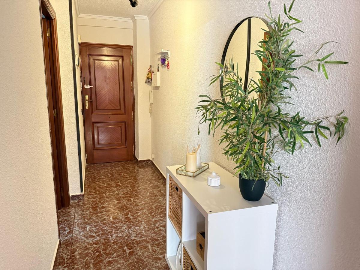Apartment in Guardamar del Segura, Alicante, Spain 3 bedrooms, 81 sq.m. No. 183779
