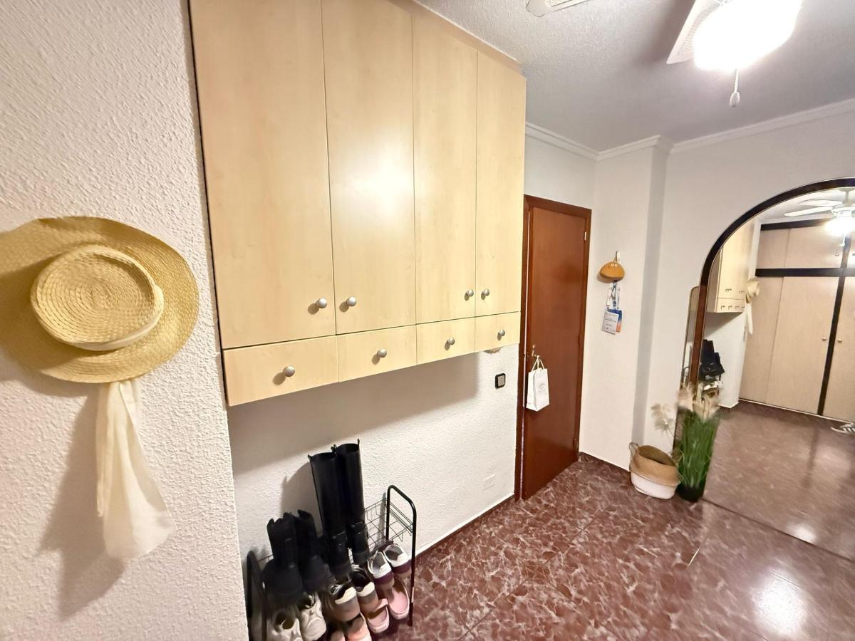 Apartment in Guardamar del Segura, Alicante, Spain 3 bedrooms, 81 sq.m. No. 183779