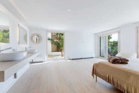 Villa for sale in Mallorca, Spain 4 bedrooms, 537 sq.m. No. 148053 - photo 12