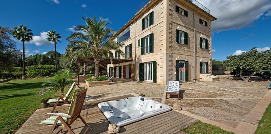 Villa i Mallorca, Spanien 6 sovrum, 600 kvm. Nr. 148049