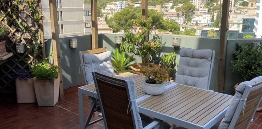 Квартира в Майорка, Испания 4 спальни, 180м2 №148051