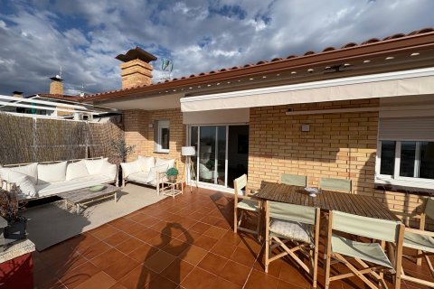 Apartment à vendre à Coma-Ruga, Tarragona, Espagne, 3 chambres, 50 m2 No. 143858 - photo 2