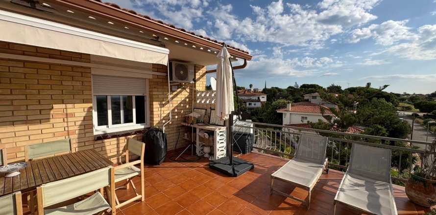 Apartment à Coma-Ruga, Tarragona, Espagne 3 chambres, 50 m2 No. 143858