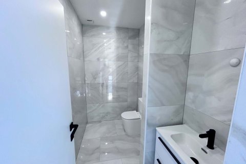 Dom w Begur, Girona, Hiszpania 4 pokoje, 219 mkw. nr 143861 – zdjęcie 7