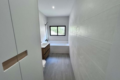 Dom w Begur, Girona, Hiszpania 4 pokoje, 219 mkw. nr 143861 – zdjęcie 10