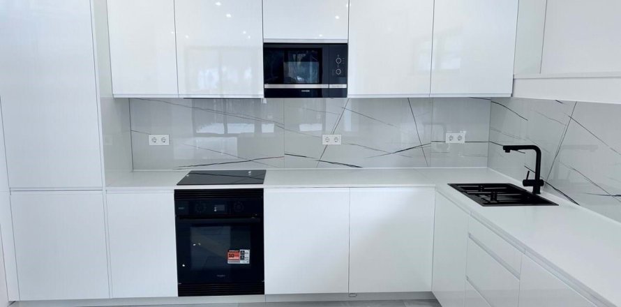 Dom w Begur, Girona, Hiszpania 4 pokoje, 219 mkw. nr 143861