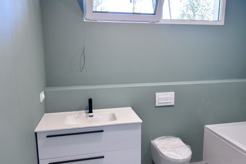 Hus till salu i Llagostera, Girona, Spanien 4 rum, 168 kvm. Nr. 143862 - foto 22