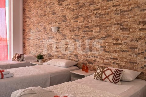 Villa till salu i Playa Paraiso, Tenerife, Spanien 4 sovrum, 220 kvm. Nr. 161762 - foto 26