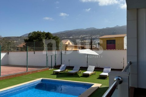 Villa till salu i Playa Paraiso, Tenerife, Spanien 4 sovrum, 220 kvm. Nr. 161762 - foto 4