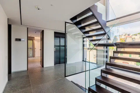 Сasa en venta en Barcelona, España 7 dormitorios, 710 m2 No. 141104 - foto 10