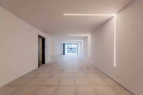 Сasa en venta en Barcelona, España 7 dormitorios, 710 m2 No. 141104 - foto 29