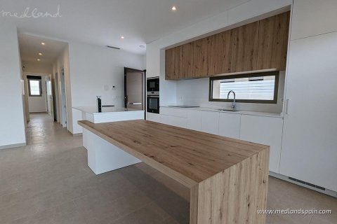 Villa en venta en La Romana, Alicante, España 3 dormitorios, 141 m2 No. 140201 - foto 6