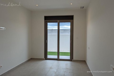 Villa en venta en La Romana, Alicante, España 3 dormitorios, 141 m2 No. 140201 - foto 8