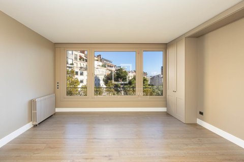 Appartamento in vendita a Barcelona, Spagna 5 camere da letto, 340 mq. N° 192601 - foto 4