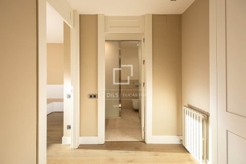 Appartamento in vendita a Barcelona, Spagna 5 camere da letto, 340 mq. N° 192601 - foto 30