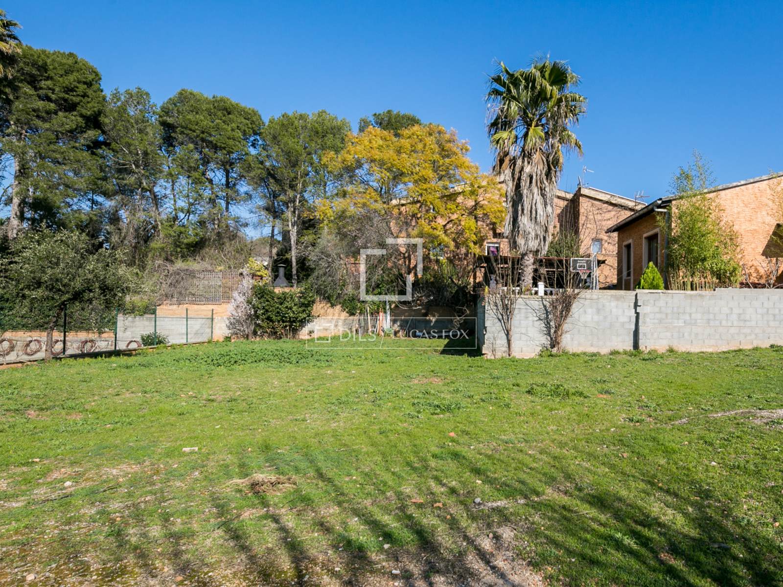 Tontti Sant Cugat Del Valles, Barcelona, Espanja 2048 m2 No. 192599